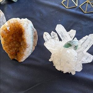 Crystal Geode and Quartz Cluster Set